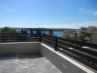 Šimuni: NOV, 3-sobni apartman + parking i vrt, 95.29 m2, bez provizije