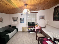 Sinj, Jasensko – kuća katnica 130 m²