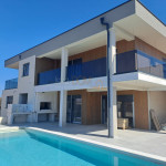 *Šišan, prelijepa vila sa bazenom*