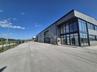 Skladište/hala 1.000 m2! 5€ + PDV-e za m2!