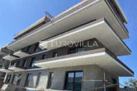 Slavonski Brod, lukuzan trosoban penthouse u novogradnji 70,18 m²