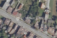 Slavonski Brod, Zagrebačka ulica građevinsko zemljište 681 m²