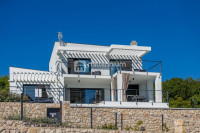 Šmrika, 245m2, vila s bazenom i pogledom na more