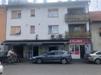 soba s balkonom i upotrebom kuhinje i kupaone i dnevnog boravka