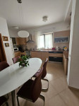 SOLIN CENTAR DVOSOBAN STAN + PARKING
