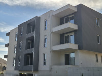 SOLIN DVOSOBAN GARAŽA NETTO 63 M2