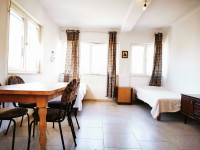 Šolta, Maslinica - jednosobni apartman u centru Maslinice, 43 m2 PRODA