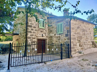 SOVINJAK, OKOLICA, SNIŽENO-PRILIKA, POTPUNO OBNOVLJENA SAMOSTOJEĆA KAM