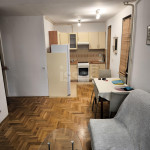 ŠPANSKO, JEDNOIPOSOBNI STAN, 41m2, 500€
