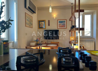 Split, Bačvice - luksuzan stan na atraktivnoj lokaciji sa pogledom na