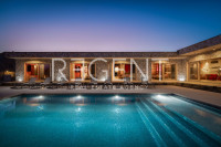 Split, Dicmo – luksuzna vila s teniskim terenom i bazenom