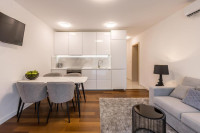 Split, Lovret,luksuzno namješten stan,63m2- 950 EUR-a