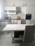 Split,Mejaši,dvosoban stan, 100.00 m2,dugoročno