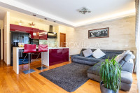 Split, Pazdigrad, prostran dvosoban stan 142 m² s garažom i uređenim d