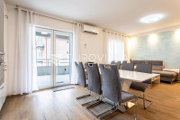 Split, Sirobuja, dvosoban stan na prvom katu