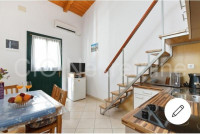 Split, Spinut, najam dvosobnog stana, 01.10.-15.06.