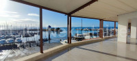 Split, Zenta, renoviran ugostiteljsko-turistički objekt 1. red do mora