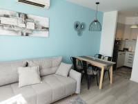 Split, Žnjan-30m od žnjanskog platoa 1,5sobni, 37m2, pogled na more