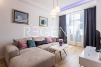 Split, Žnjan - Luksuzan dvosoban penthouse 70 m2 sa terasom