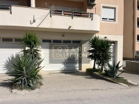 SQC//Prilika! Najam 2 spojene garaže s wc-om za parking ili skladište/