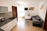 Srima, 2-soban apartman 40,20 m2 u prizemlju, samo 200 m od plaže