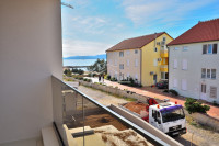 Srima, Vodice - S4 stan s pogledom na more, 70 m od plaže