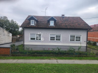 Stambeno-Poslovno imanje u centru Rešetara, 3.416m2