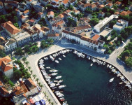 Stambeno-poslovno uhodan turistički objekt  Supetar, 420.00 m2