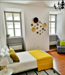 TOP lokacija, strogi centar, uređen stan 30 m2, Gornji grad, najam