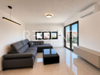 Stan 65 m2, Brodarica, Šibenik-3S, balkon, parking
