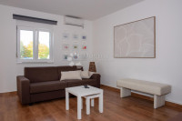 Stan/apartman u Ninu, 50m od mora! Namješten+parkirno mjesto!