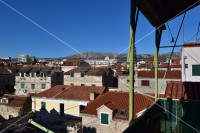 Stan na atraktivnoj lokaciji u centru Splita,116m2, 100 metara od Rive