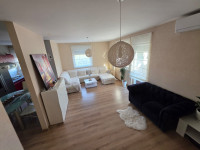 Stan: Biograd na Moru,300 m od mora  95.00 m2