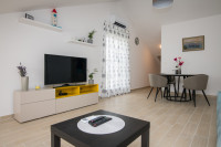 Stan: Doričići, 85.00 m2, Novogradnja, Uključene režije, Dugoročno