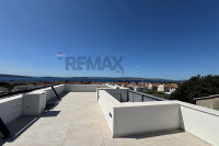 Stan: Kaštel Lukšić, 74.00 m2, novogradnja
