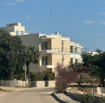 Stan - Mandre, 85.85 m2 s vrtom i PM, novogradnja, bez provizije!