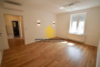 Stan, Najam, Donji grad, 70m2, 3-sobni, parking, novouređen