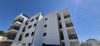 ODMAH USELJIV! Okrug Gornji, 74.00 m2, novogradnja