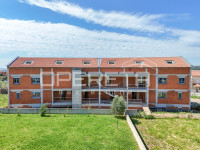 Stan s pogledom na more i galerijom – Medulin (300m od plaže, 84,23 m2