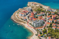 POVLJANA,Luksuzni apartmani prvi red do mora