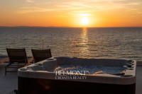 Belmont Realty: Ekskluziva : Penthouse  – Prvi red do mora, Privlaka