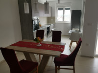 Stan: Pula, 68.00 m2, novogradnja