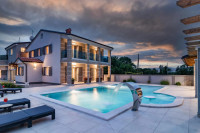 STAN PULA - VELI VRH - 92.00 m2– 1.KAT - CJELOGODIŠNJI NAJAM