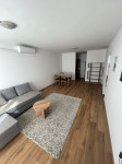 ** SNIZENO** Stan: Novo Renoviran Zagreb (Knežija), 65.00 m2