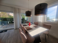 TUNIĆ-prodaje se lijep novi 3s stan 83m2, s terasom i vrtom