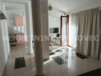 KMAN - DVOSOBNI STAN, PARKING - duži najam