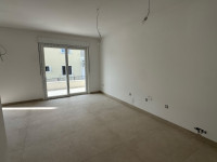 Stan: Split novogradnja, 65 m2