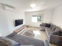 Stan: Split, Sirobuja, 2 sobe +dnevni boravak, parking!!!