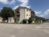 Stan u stambenoj zgradi na 2.katu, 55 m2 u Livadama  ( SL-001)