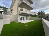 Dvoetažni četverosoban stan s vrtovima i dva parkirna mjesta,  Zagreb